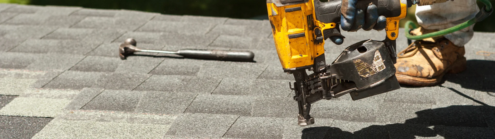 breadcrumb Roof Repairs